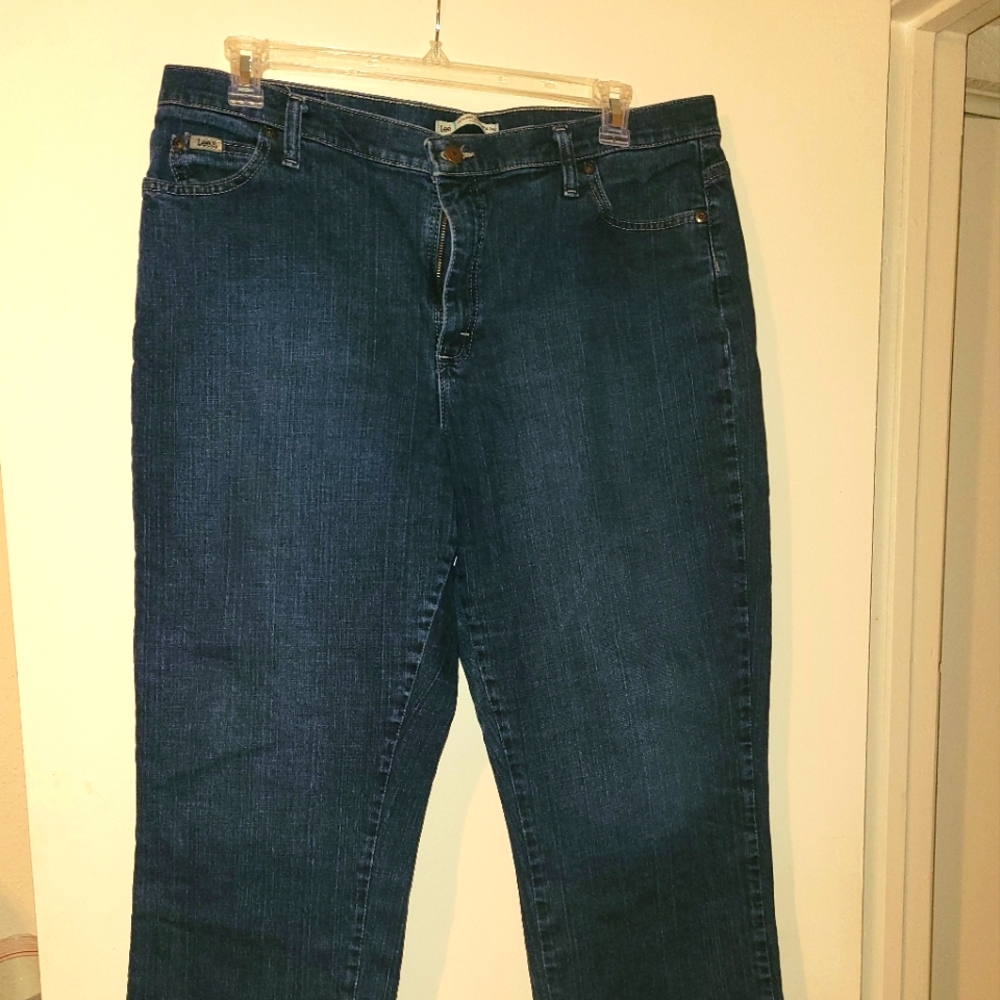 LEE RELAXED STRAIGHT LEG AT WAIST JEANS 3051854 SZ 18 SHORT